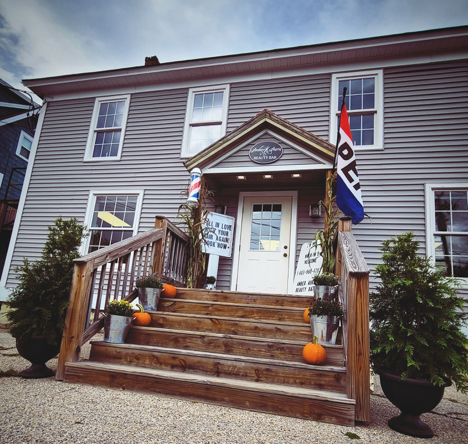 Amber Aura Beauty Bar